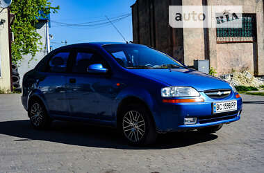 Седан Chevrolet Aveo 2005 в Львове