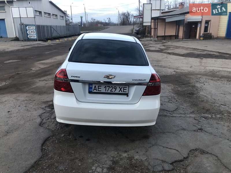 Седан Chevrolet Aveo 2008 в Києві