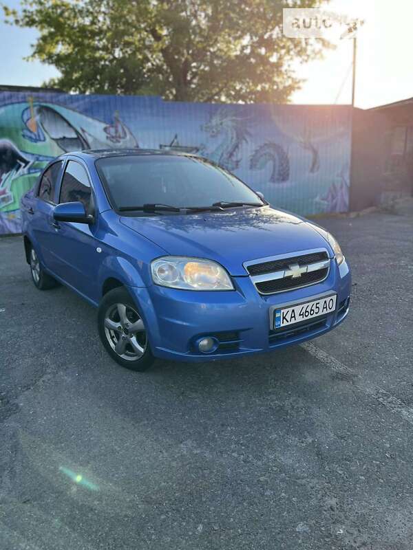 Седан Chevrolet Aveo 2006 в Киеве