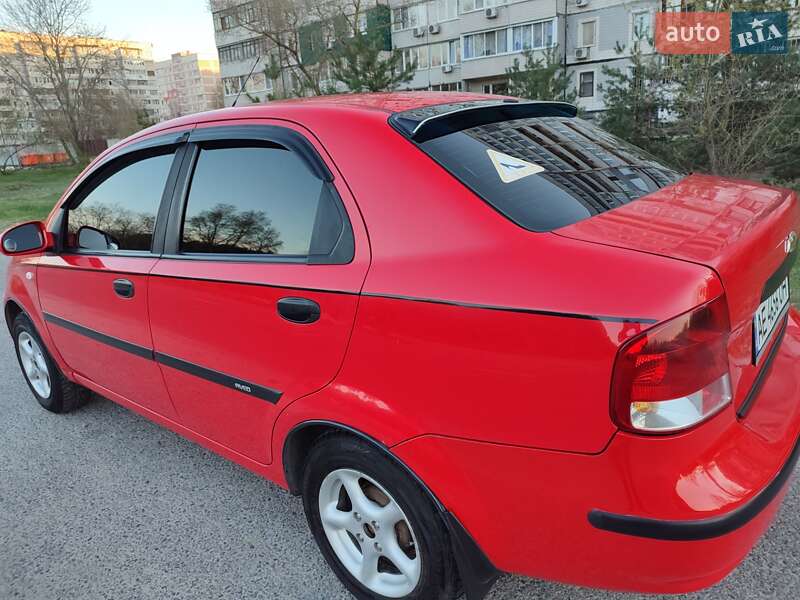 Седан Chevrolet Aveo 2006 в Каменском