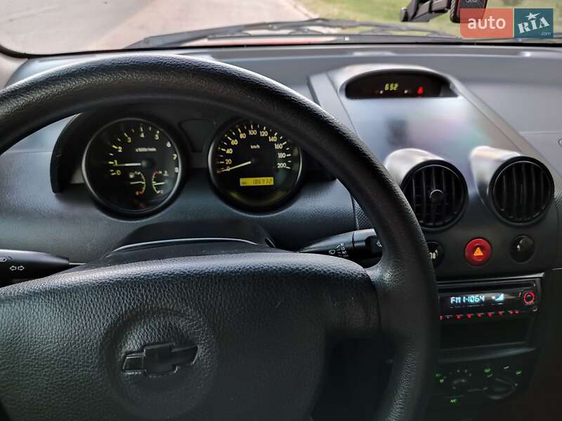 Седан Chevrolet Aveo 2006 в Каменском