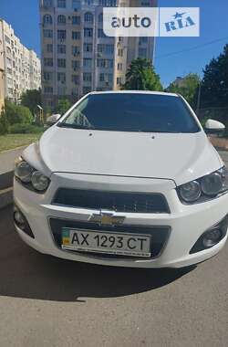 Седан Chevrolet Aveo 2012 в Харкові