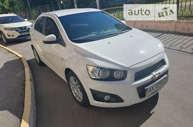 Седан Chevrolet Aveo 2012 в Харкові