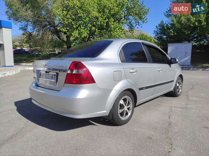 Седан Chevrolet Aveo 2008 в Запоріжжі