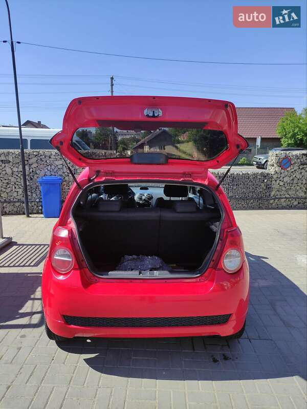 Хетчбек Chevrolet Aveo 2010 в Івано-Франківську
