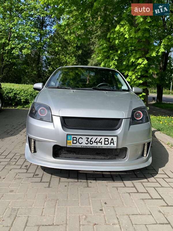 Седан Chevrolet Aveo 2007 в Львове