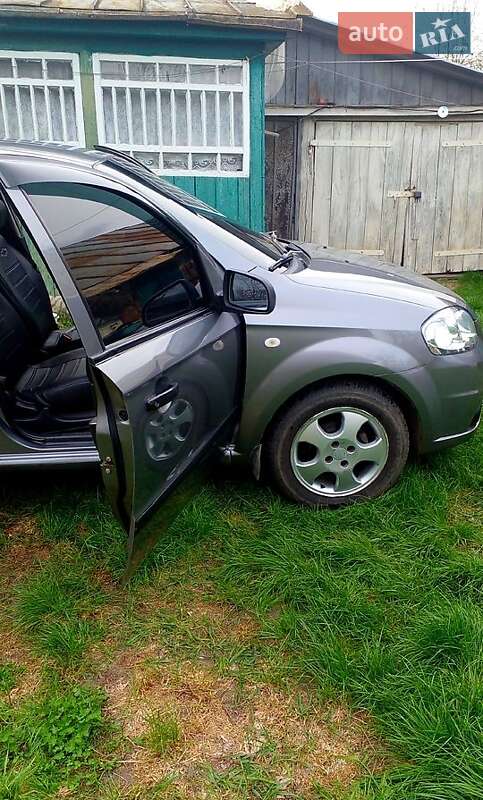 Седан Chevrolet Aveo 2007 в Ніжині