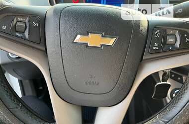 Седан Chevrolet Aveo 2013 в Краматорске