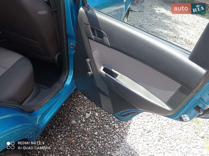 Хэтчбек Chevrolet Aveo 2008 в Сокале