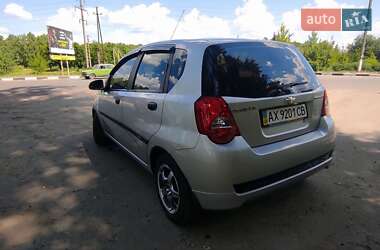 Хетчбек Chevrolet Aveo 2008 в 