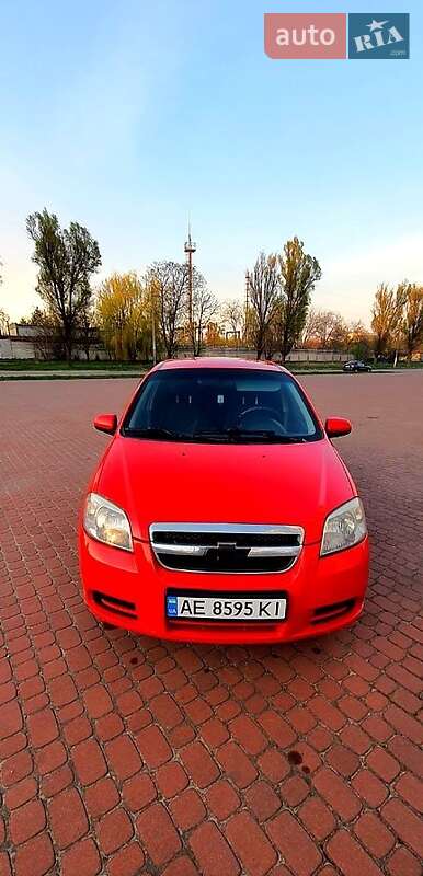 Седан Chevrolet Aveo 2006 в Днепре