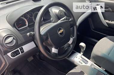 Седан Chevrolet Aveo 2010 в Кривому Розі