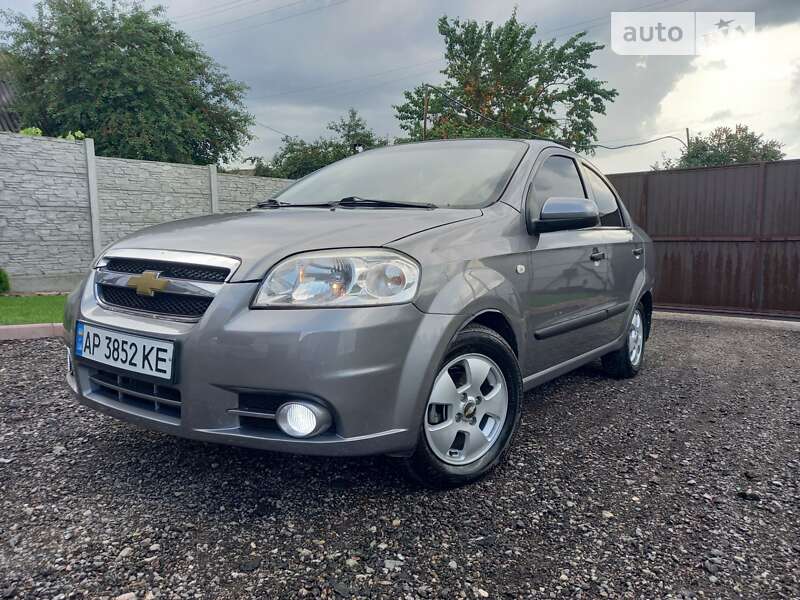 Седан Chevrolet Aveo 2007 в Запоріжжі