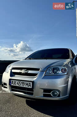 Седан Chevrolet Aveo 2008 в Києві