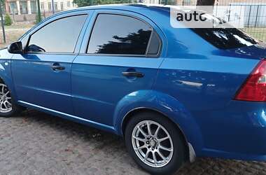 Седан Chevrolet Aveo 2007 в Кропивницькому