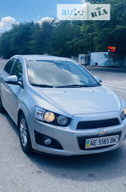 Седан Chevrolet Aveo 2014 в Дніпрі