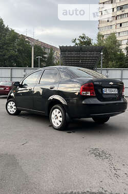 Седан Chevrolet Aveo 2005 в Днепре