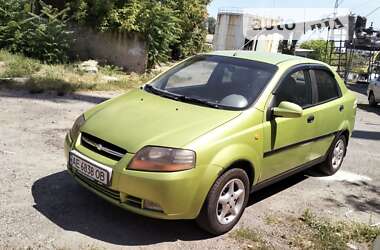 Седан Chevrolet Aveo 2005 в Дніпрі