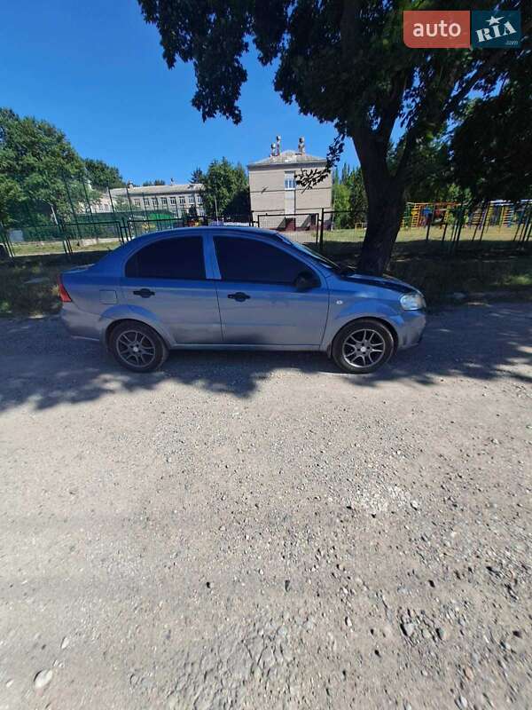 Седан Chevrolet Aveo 2006 в Запорожье
