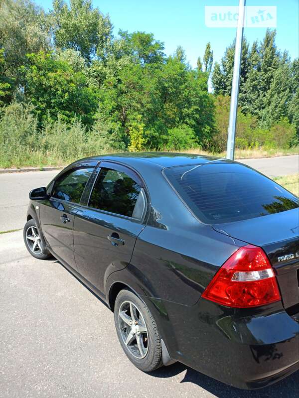 Седан Chevrolet Aveo 2008 в Киеве