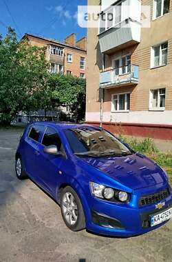 Хетчбек Chevrolet Aveo 2013 в Києві