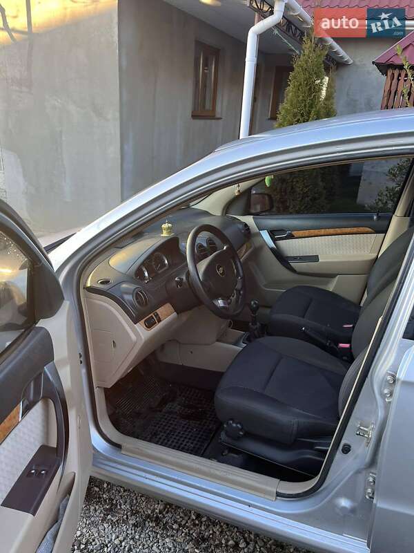 Седан Chevrolet Aveo 2008 в Мукачево