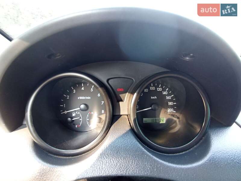 Седан Chevrolet Aveo 2005 в Броварах