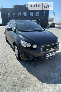 Седан Chevrolet Aveo 2012 в Звенигородке