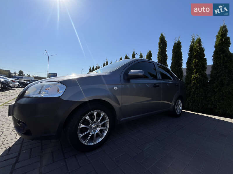 Седан Chevrolet Aveo 2006 в Софиевской Борщаговке