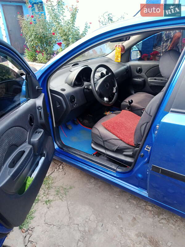 Хетчбек Chevrolet Aveo 2006 в Гребінці