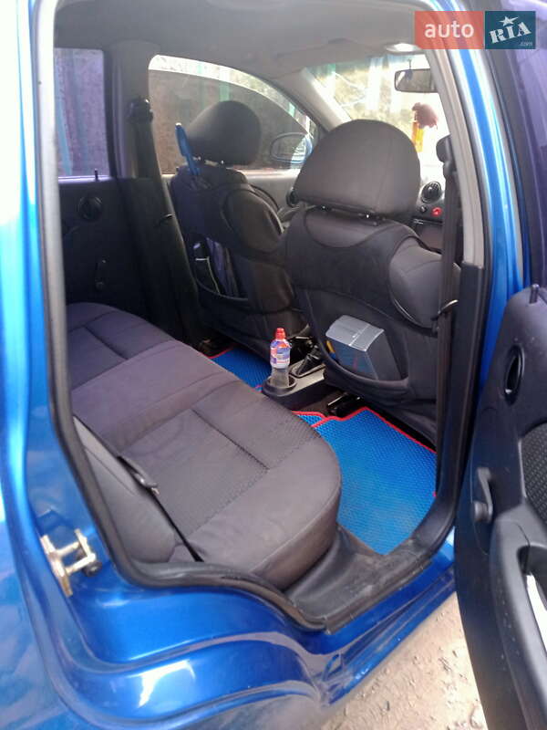 Хетчбек Chevrolet Aveo 2006 в Гребінці