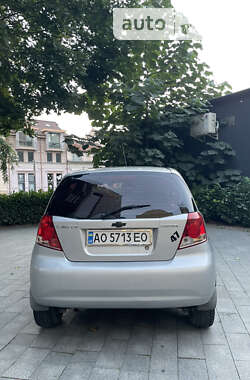 Хэтчбек Chevrolet Aveo 2008 в Ужгороде