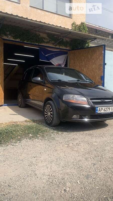 Хэтчбек Chevrolet Aveo 2007 в Запорожье