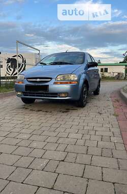 Седан Chevrolet Aveo 2004 в Ивано-Франковске