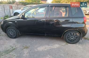 Хэтчбек Chevrolet Aveo 2006 в 