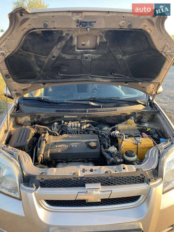 Седан Chevrolet Aveo 2008 в Запорожье
