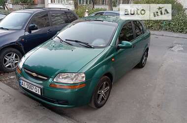 Седан Chevrolet Aveo 2005 в Києві