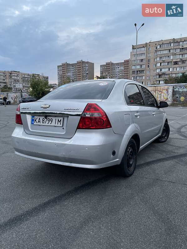 Седан Chevrolet Aveo 2008 в Киеве