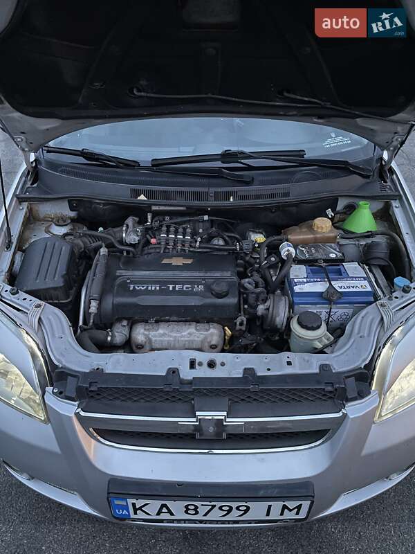 Седан Chevrolet Aveo 2008 в Киеве