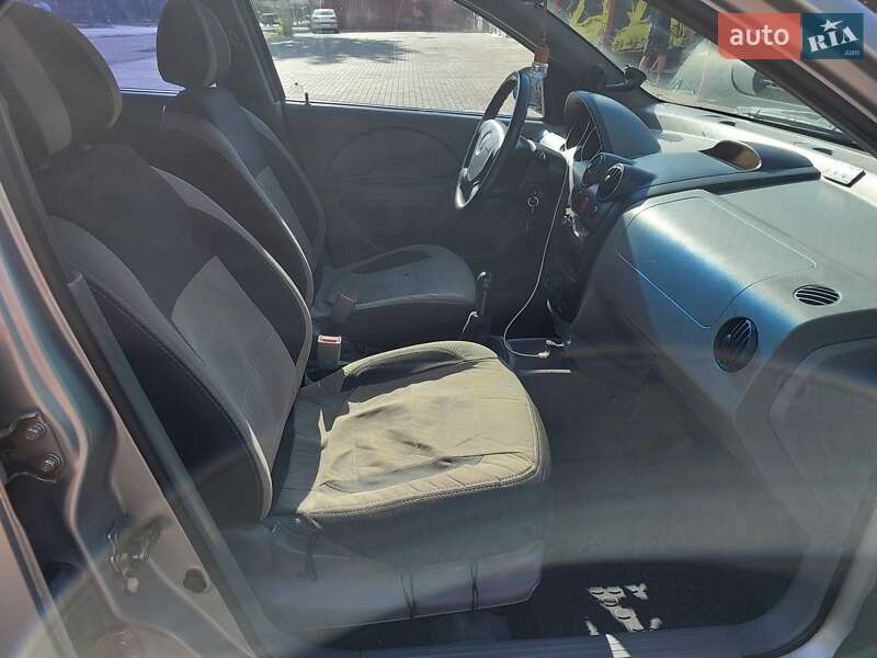 Хэтчбек Chevrolet Aveo 2003 в Николаеве
