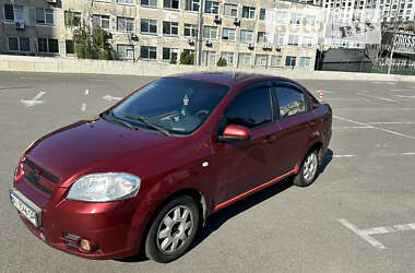 Седан Chevrolet Aveo 2008 в Києві