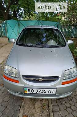 Седан Chevrolet Aveo 2004 в Мукачевому