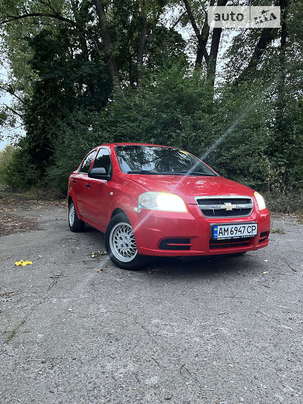 Седан Chevrolet Aveo 2009 в Коростені