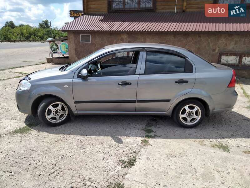 Седан Chevrolet Aveo 2007 в Харькове
