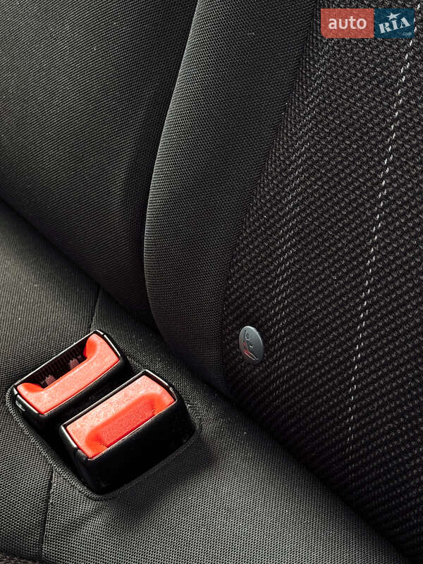 Хэтчбек Chevrolet Aveo 2011 в Черновцах