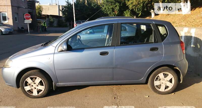 Хэтчбек Chevrolet Aveo 2006 в Киеве