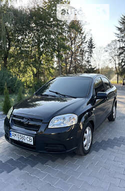 Седан Chevrolet Aveo 2006 в Звягеле