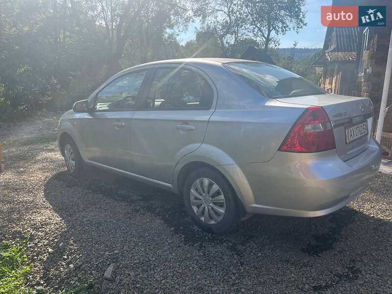 Седан Chevrolet Aveo 2008 в Харкові