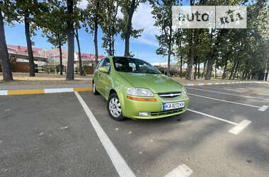 Хэтчбек Chevrolet Aveo 2005 в Киеве