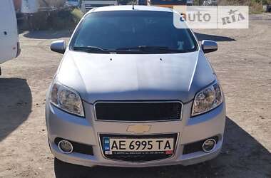 Хетчбек Chevrolet Aveo 2011 в Дніпрі